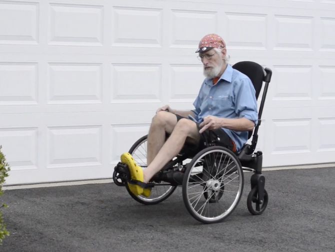 Basic Maneuvers in the Velochair